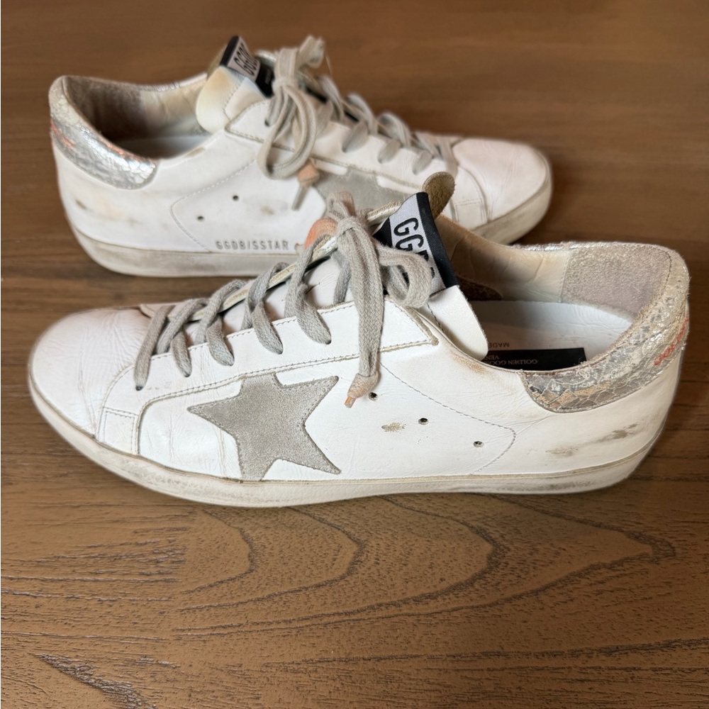 Golden Goose White and Gray Sneakers with Orange Detail - Picture 4 of 5